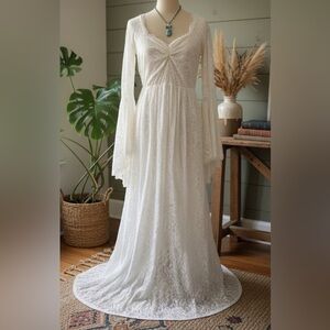 Blush Street Couture Ethereal Boho Long Bell Sleeves Ivory Wedding Dress Size L